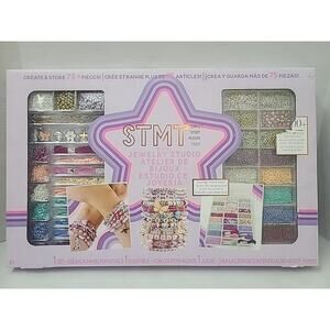 STMT D.I.Y. Glitz N Glam Jewelry Studio Crafting Jewelry Kit NIB